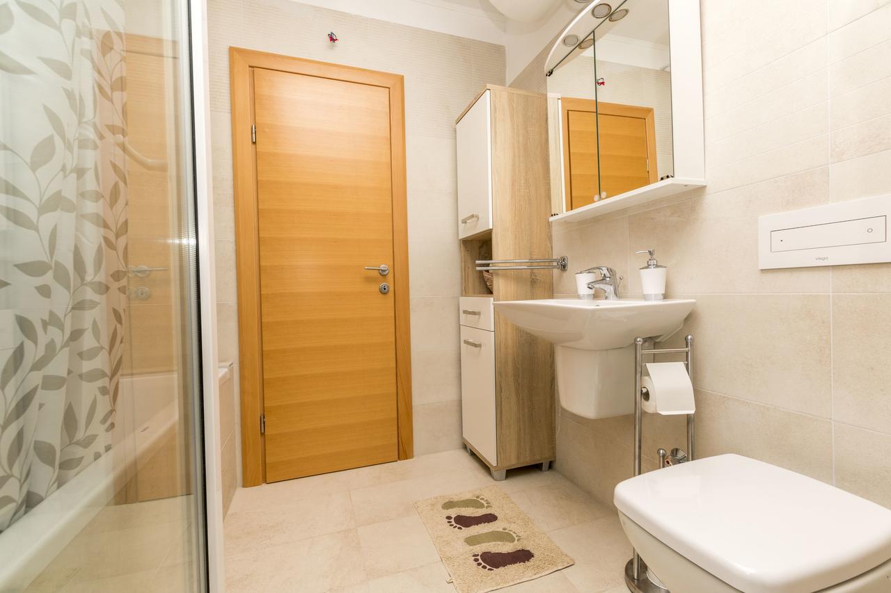 Apartment Ivanka Omiš Zewnętrze zdjęcie
